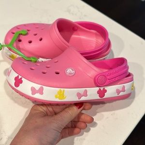 New with tags Minnie Mouse crocs